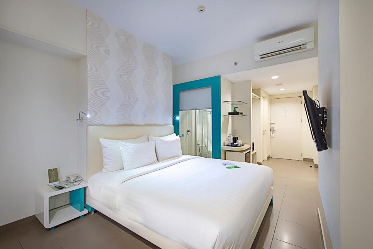Blue Sky Hotel Petamburan Yakarta Exterior foto